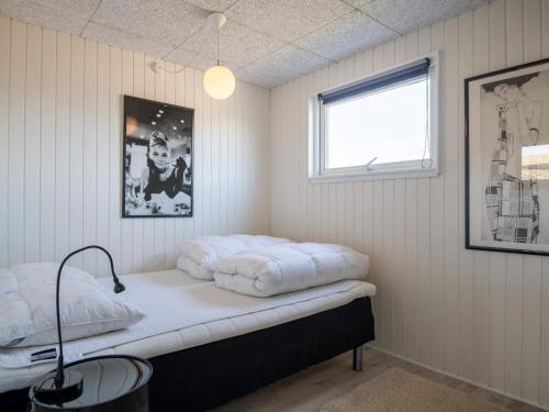 Postel nebo postele na pokoji v ubytování Holiday home Fanø LIV