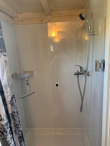 Bilik mandi di Tinyhouse Bamberg