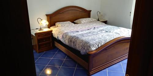 Uma cama ou camas num quarto em San Francesco relax