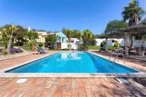 Πισίνα στο ή κοντά στο Casa De Mondo