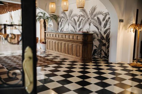 La Bohemia del Rio Hostal Boutique-Adults Only, Santa Eularia ...