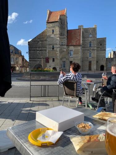 Tetamu yang menginap di VILLA 600m de la plage calme Location possible à partir de 3 nuitées, pouvant accueillir 6-8 pers Activités nautiques randonnée vélo pêche golf casinos
