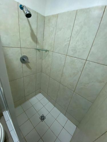 Ένα μπάνιο στο Micro Hotel Rio de Piedras