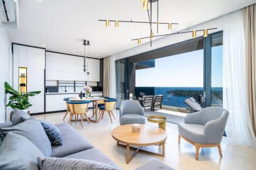 New&Luxury 5* with an Amazing View - Pure Apartment