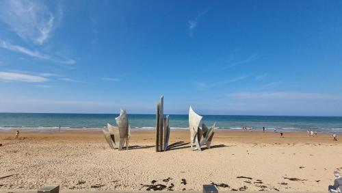 Dday House – Photos 2