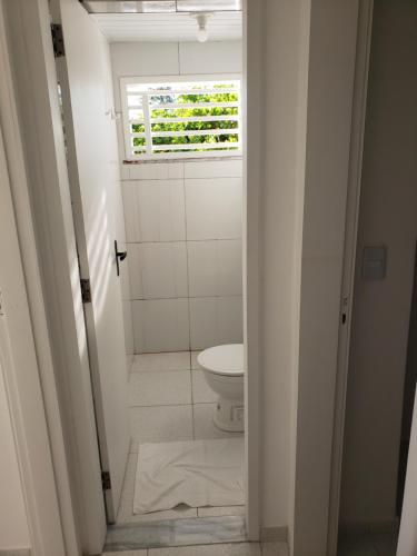 Bilik mandi di MB06201 - Morro Branco - Varanda - 3 quartos - 2 suites