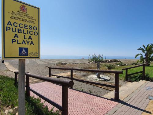 Boutique apartment near the beach, 1 Gbps Wi-Fi photo 50