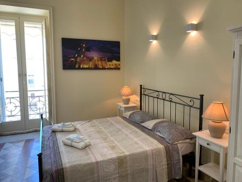 Postel nebo postele na pokoji v ubytování Piazza Fontana Luxury