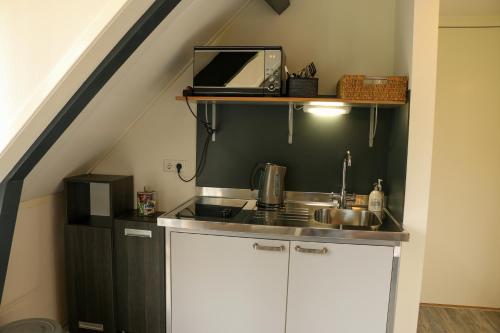 Dapur atau dapur kecil di Oostmolenhoeve B&B