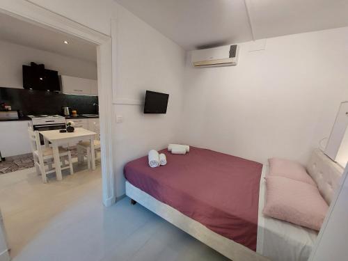 Akis luxury flat