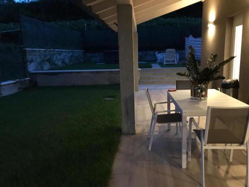 Un balcón o terraza en Dimora Aurora