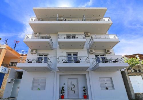 Gallery image of Nefelis Rooms in Himare