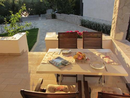 Holiday Home Lujo – Photos 3