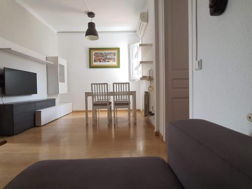 Apartment Sagrada Familia Grassot - Industria by Interhome