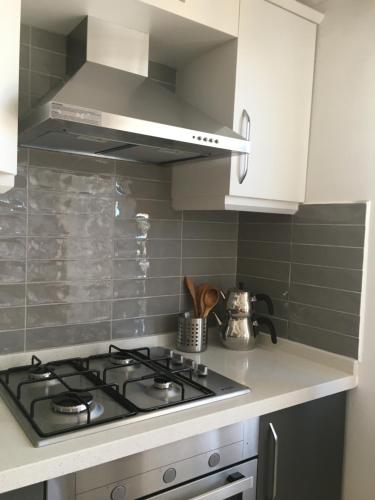 Η κουζίνα ή μικρή κουζίνα στο Katya's home