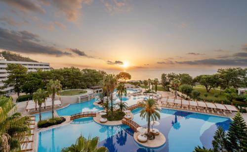 Πισίνα στο ή κοντά στο Rixos Premium Tekirova - The Land of Legends Access