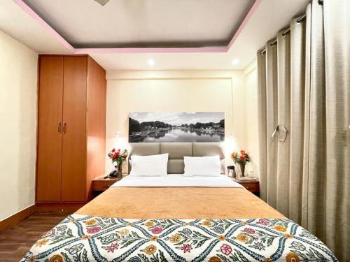 Postel nebo postele na pokoji v ubytování Hotel Centre Point
