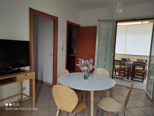 Μια τηλεόραση ή/και κέντρο ψυχαγωγίας στο La casa dei fico d'india