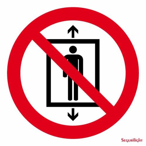 a red prohibitory sign with a man in it at Hostal Fantoni in Cádiz