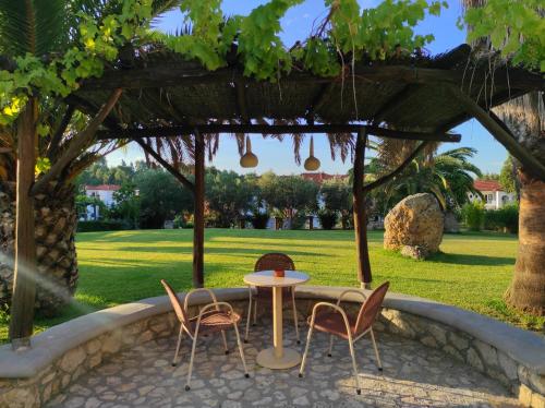 Gallery image of Chrouso Apartments in Paliouri