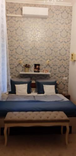 Posteľ alebo postele v izbe v ubytovaní Hédi apartman