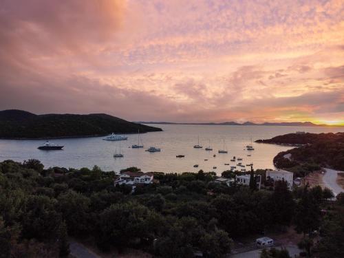 Φωτογραφία από το άλμπουμ του Sigma Luxury Rooms στα Σύβοτα