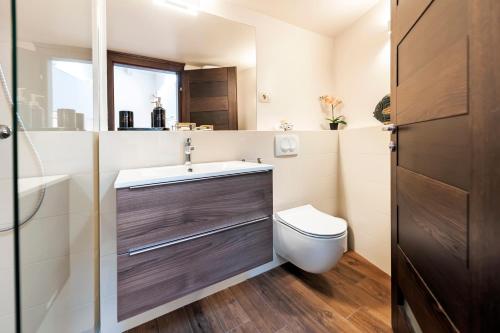 Ένα μπάνιο στο VILLA ANDREJA - Deluxe Apartments