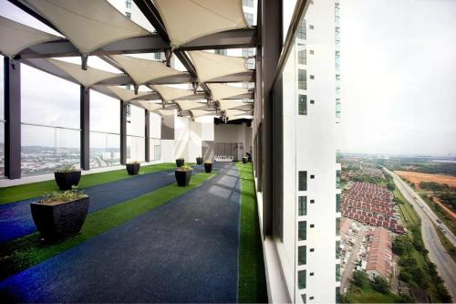 Balkón nebo terasa v ubytování zzzABHOME "FOUNTAIN SUITE" #GreenHaven #JB