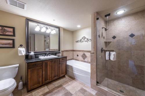 a bathroom with a sink toilet and a shower at Luxury Resort Ski In Ski Out Hyatt Centric Residence 1BR Condo Pool Gym Hot tub Restaurant More in Park City