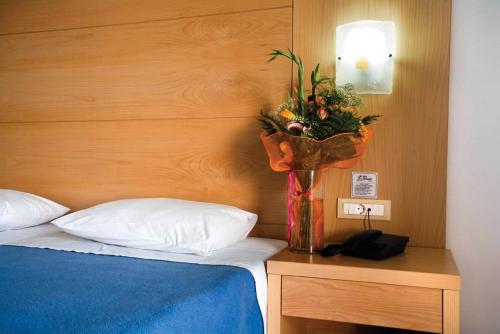 Llit o llits en una habitació de Pefki Islands