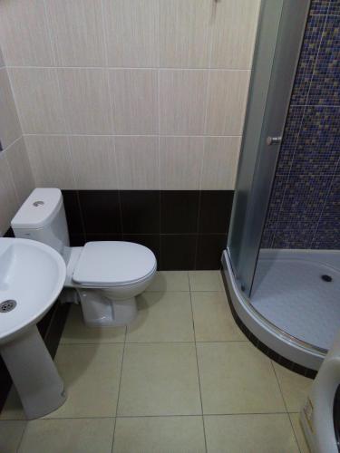 Un baño de Apartment Flagman