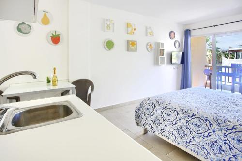 Studio Eldorado in Playa de Las Americas near the beach