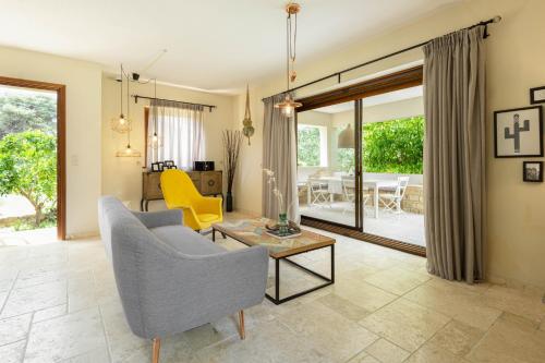 Φωτογραφία από το άλμπουμ του Villa Louise, Trani Ammouda #FeelsLikeHome στον Όρμο Παναγιάς