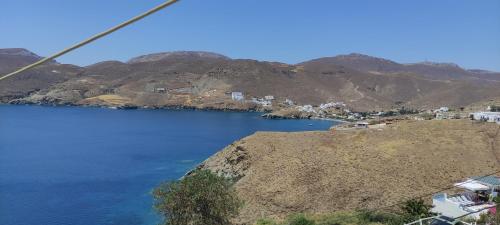Gallery image of ASVESTOTI MESONETTES BLUE LIGHT ΣΙΕΛ ΜΕΖΟΝΕΤΕs in Pera Gyalos