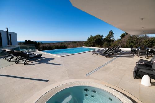 Beautiful Villa Athena – Photos 2
