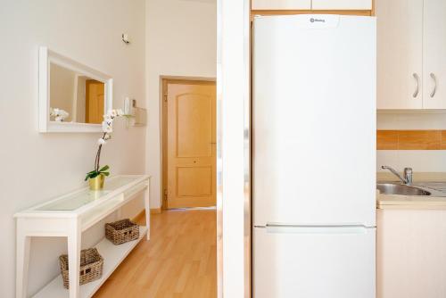 HOMEABOUT FRESCA Apartment I