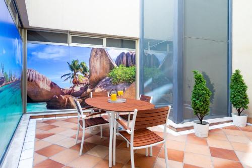 HOMEABOUT FRESCA Apartment I