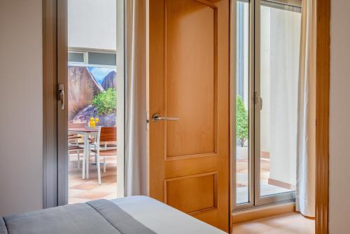 HOMEABOUT FRESCA Apartment I
