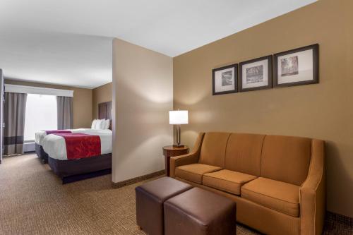 Gallery image of Comfort Suites North Knoxville in Knoxville
