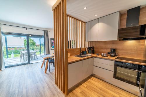 Dapur atau dapur kecil di PINNA RESIDENCE - PINNA