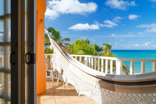 
A balcony or terrace at Manary Praia Hotel
