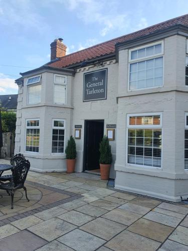 The General Tarleton – Photos 2
