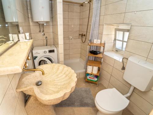 Koupelna v ubytování Apartman Nono Tone