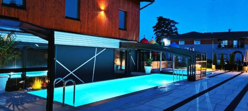 Bazén v ubytování Apartamenty koło Szczyrku A&S Spa - basen, jacuzzi, sauna nebo v jeho okolí