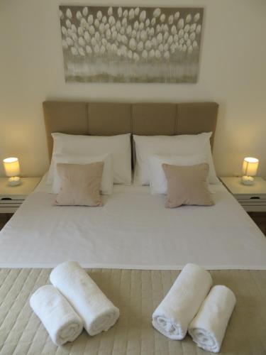 M&L Holliday home