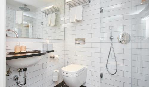 Bilik mandi di Jørgensens Hotel