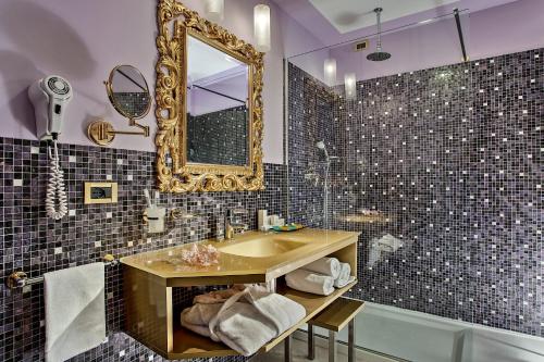 Un baño de Park Hotel Junior