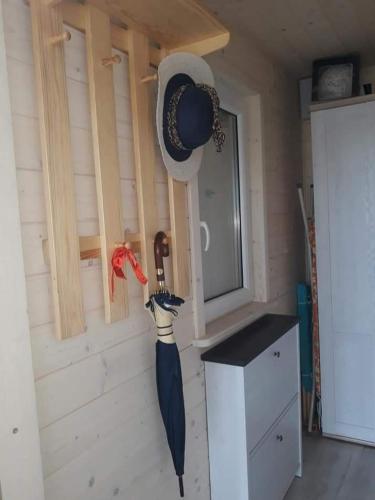 Dapur atau dapur kecil di Domek Lawendowe Wzgórze na wyłączność z jacuzzi i klimatyzacją