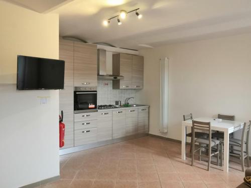 Ett kök eller pentry på Casa Giorgio Mille Papaveri Rossi