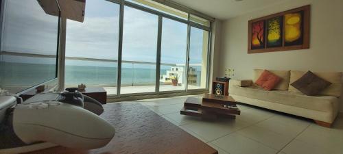 Foto da galeria de Smart Home with ocean view top floor em Tonsupa